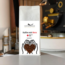 Laden Sie das Bild in den Galerie-Viewer, Kaffee mit Herz